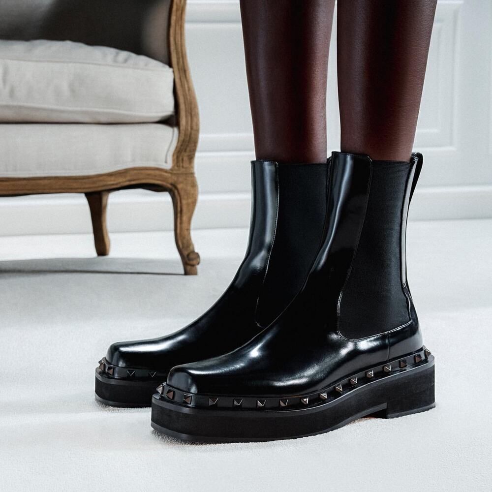 Valentino Garavani M-way Rockstud Beatle Boots In Calfskin EU40/US10